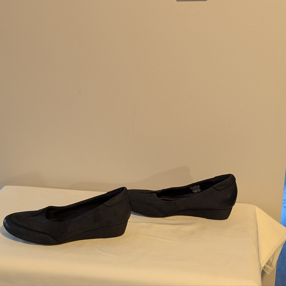 Rockport Tru365 Comfort size 10 EU 41.5  black heels wedge shoe. Leather Upper. - Picture 2 of 8